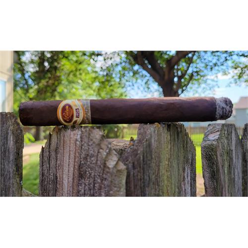 Padron 1926 Serie No. 1 Maduro 6 3/4 * 54