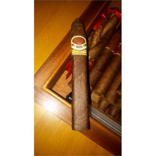 Padron 1926 Serie No. 2 Belicoso Maduro 5 1/2 * 52