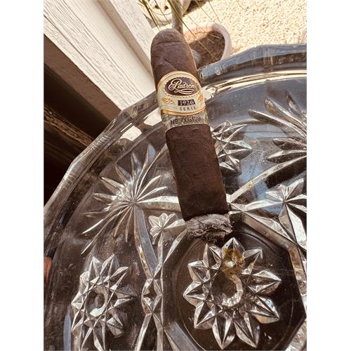 Padron 1926 Serie No. 2 Belicoso Maduro 5 1/2 * 52