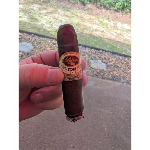 Padron 1926 Serie No. 2 Belicoso Maduro 5 1/2 * 52