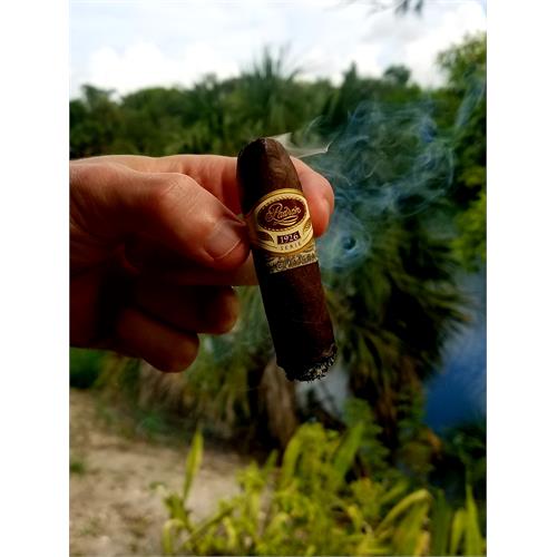 Padron 1926 Serie No. 2 Belicoso Maduro 5 1/2 * 52