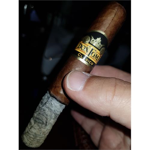 Don Tomas Clasico Robusto 5 1/2 * 50