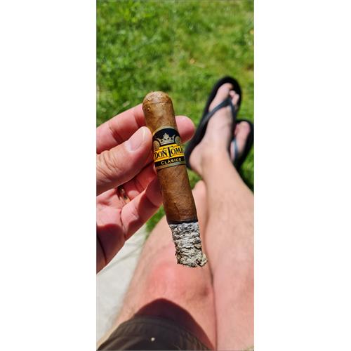 Don Tomas Clasico Robusto 5 1/2 * 50