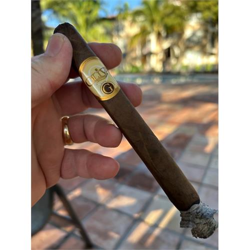 Oliva Serie G Churchill 7  * 50