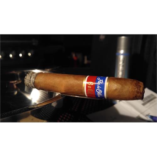 Flor de Oliva Gold Torpedo 6 1/2 * 52