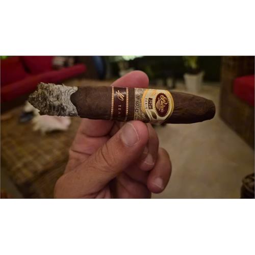 Padron 1926 Serie No. 40 Maduro 6 1/2 * 54