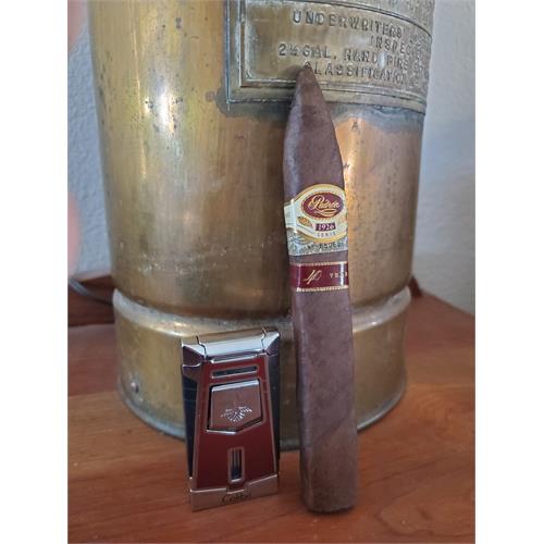 Padron 1926 Serie No. 40 Maduro 6 1/2 * 54