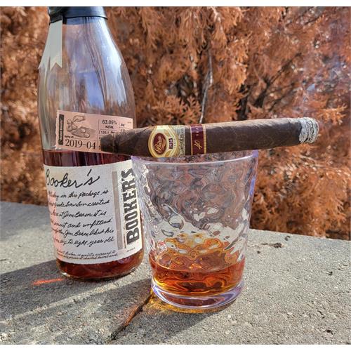 Padron 1926 Serie No. 40 Maduro 6 1/2 * 54