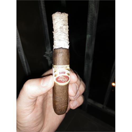 Padron 1926 Serie No. 9 Maduro 5 1/4 * 56