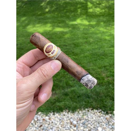 Padron 1926 Serie No. 9 Maduro 5 1/4 * 56