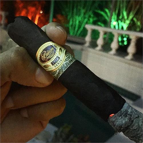 Padron 1926 Serie No. 9 Maduro 5 1/4 * 56
