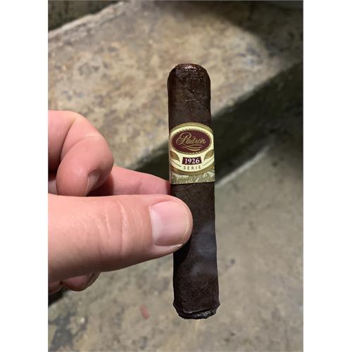 Padron 1926 Serie No. 9 Maduro 5 1/4 * 56