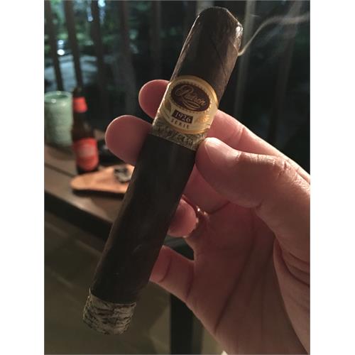 Padron 1926 Serie No. 9 Maduro 5 1/4 * 56