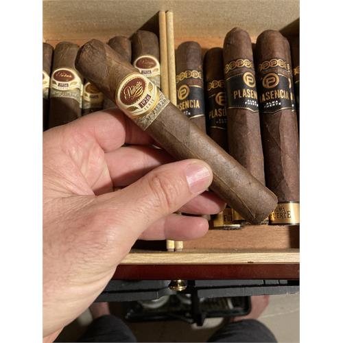 Padron 1926 Serie No. 9 Maduro 5 1/4 * 56