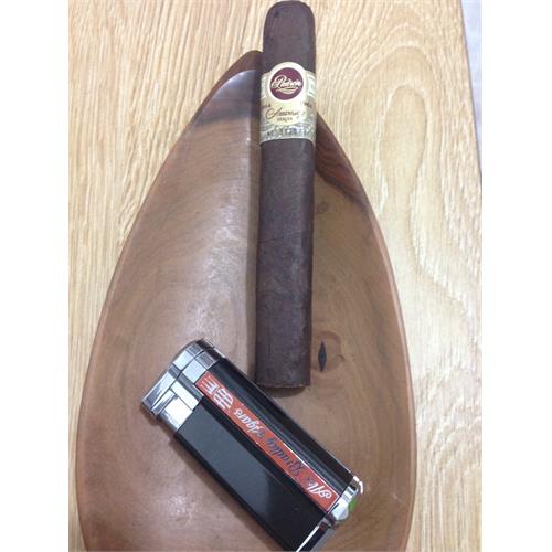 Padron 1964 Anniversary Exclusivo Maduro 5 1/2 * 50