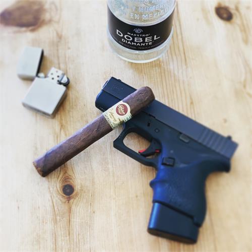 Padron 1964 Anniversary Exclusivo Maduro 5 1/2 * 50