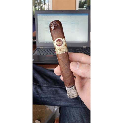 Padron 1964 Anniversary Exclusivo Maduro 5 1/2 * 50