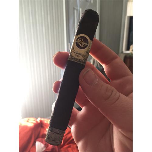 Padron 1964 Anniversary Principe Maduro 4 1/2 * 46