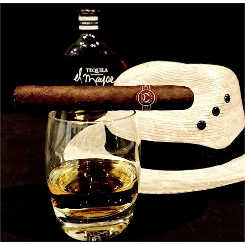 Padron Series 7000 Maduro 6 1/4 * 60