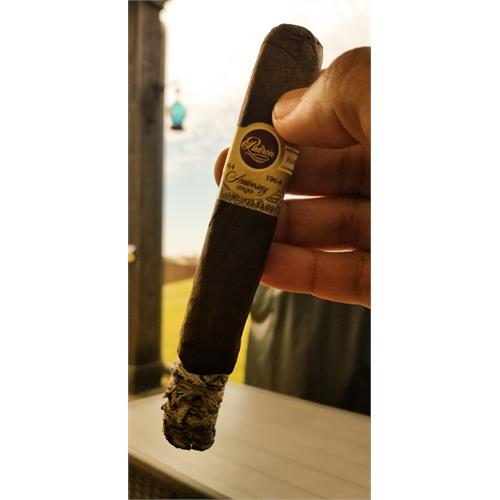 Padron 1964 Anniversary Imperial Maduro 6  * 54