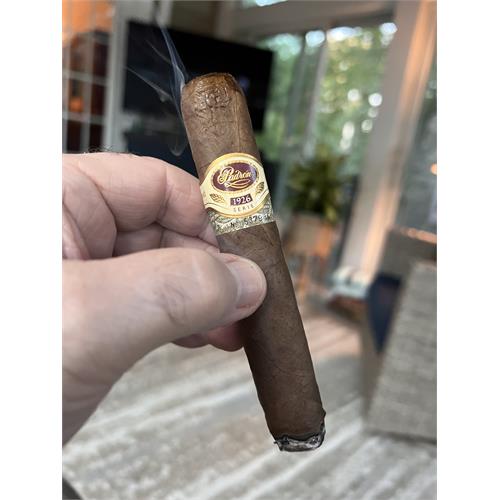 Padron 1926 Serie No. 9 Natural 5 1/4 * 56