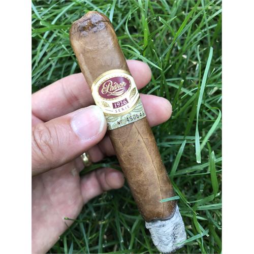Padron 1926 Serie No. 9 Natural 5 1/4 * 56