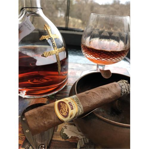 Padron 1926 Serie No. 2 Belicoso Natural 5 1/2 * 52