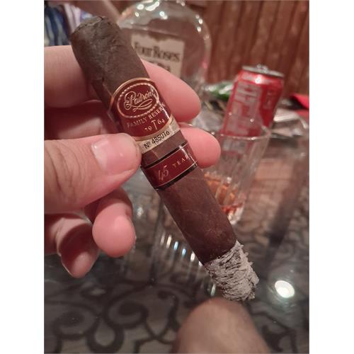 Padron Family Reserve No. 45 Maduro 6  * 52