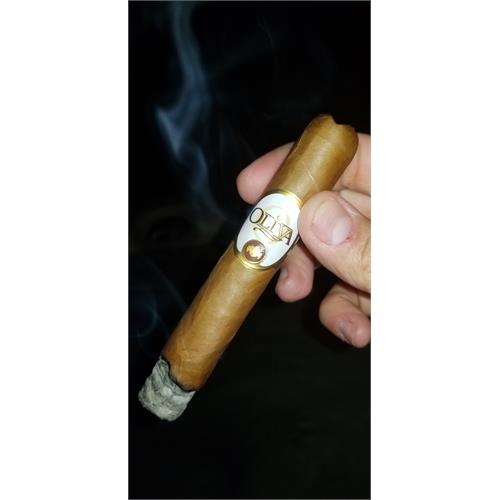 Oliva Connecticut Reserve Robusto 5  * 50
