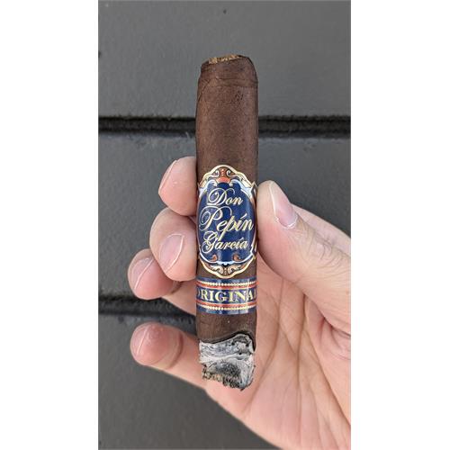 Don Pepin Garcia Invictos 5  * 50