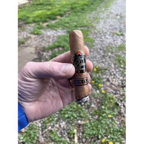 Don Pepin Garcia Black 1979 Robusto 5  * 50