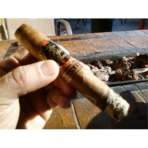 Don Pepin Garcia Black 1979 Robusto 5  * 50
