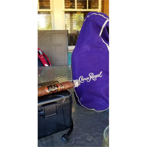 Don Pepin Garcia Black 1979 Robusto 5  * 50