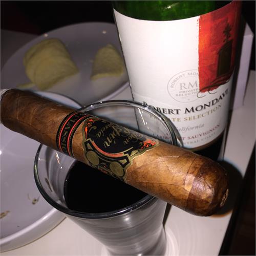 Don Pepin Garcia Black 2001 Toro Gordo 6  * 60