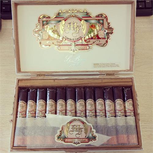 My Father Le Bijou 1922 Petit Robusto 4 1/2 * 50