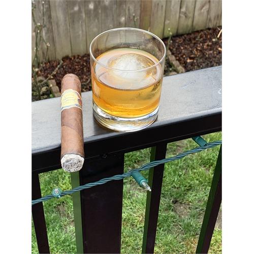 Jaime Garcia Reserva Especial Toro Gordo 6  * 60