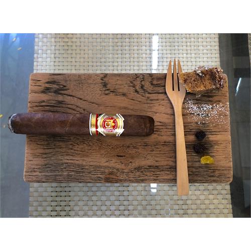 Arturo Fuente Rosado Sungrown Magnum R 52 5  * 52