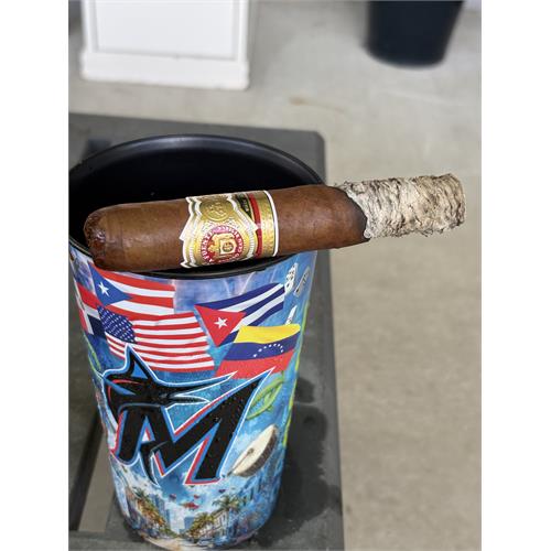 Arturo Fuente Rosado Sungrown Magnum R 56 5 5/8 * 56