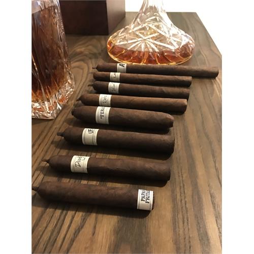 Liga Privada Unico Feral Flying Pig 5 3/8 * 60