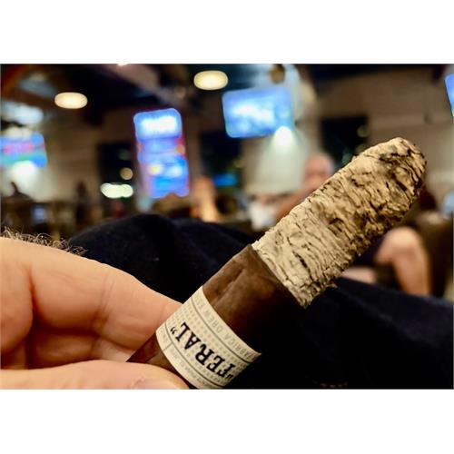 Liga Privada Unico Feral Flying Pig 5 3/8 * 60