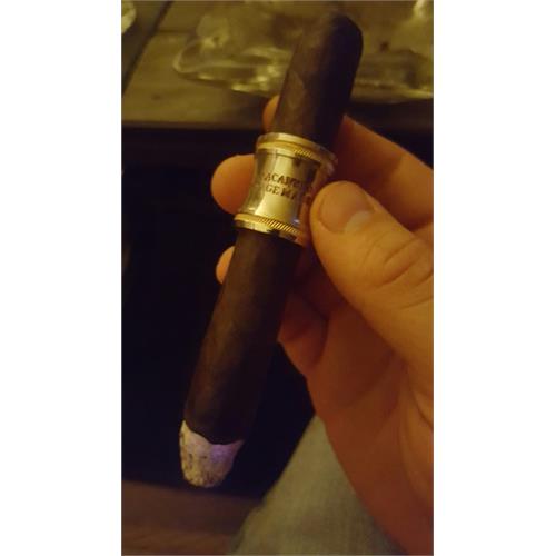 Macanudo Maduro Vintage 1997 Perfecto 6  * 49