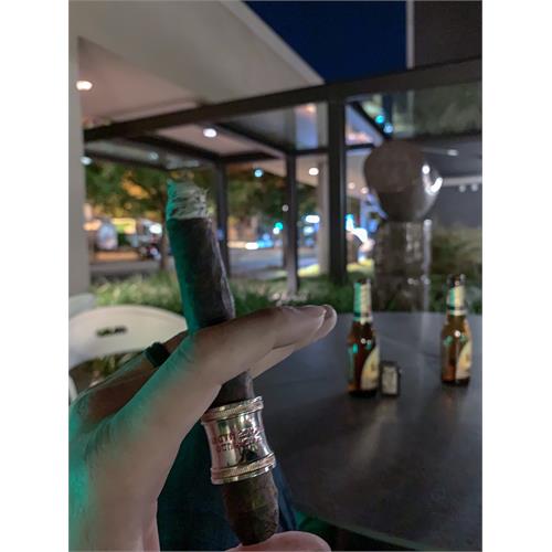 Macanudo Maduro Vintage 1997 Perfecto 6  * 49