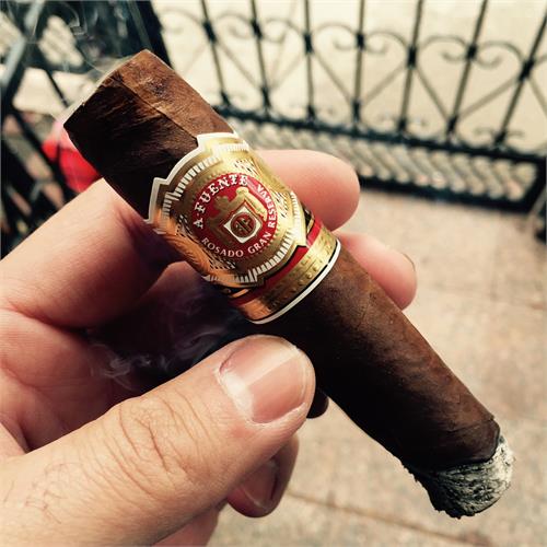 Arturo Fuente Rosado Sungrown Magnum R 58 5 1/4 * 58