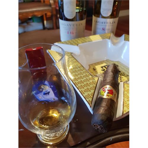 La Gloria Cubana Maduro Charlemagne 7 1/2 * 54