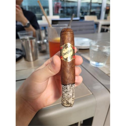 Brick House Robusto 5  * 54