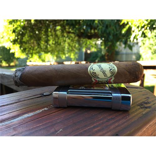 Brick House Robusto 5  * 54