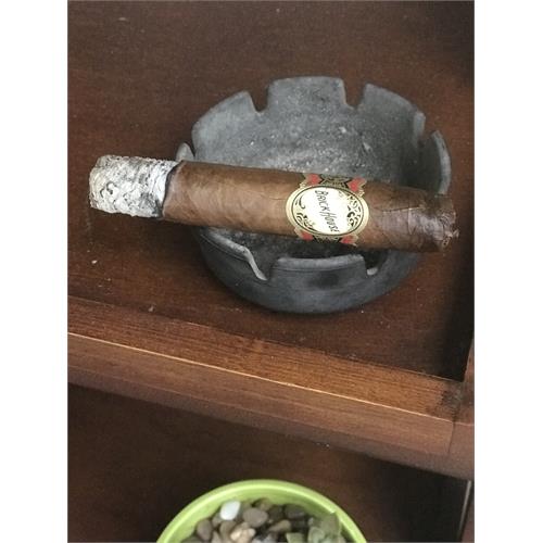 Brick House Robusto 5  * 54