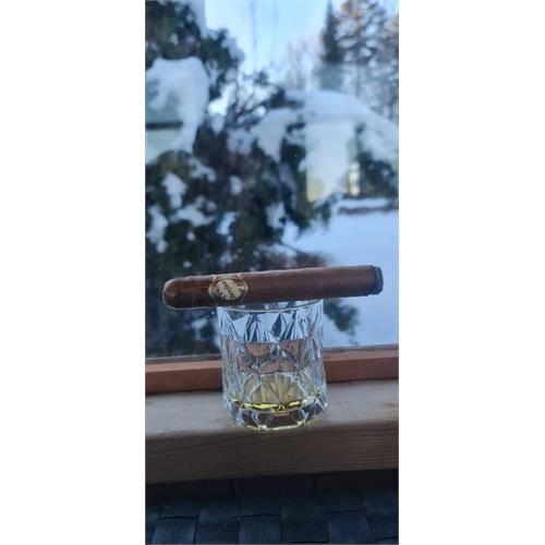 Brick House Mighty Mighty 6 1/4 * 60