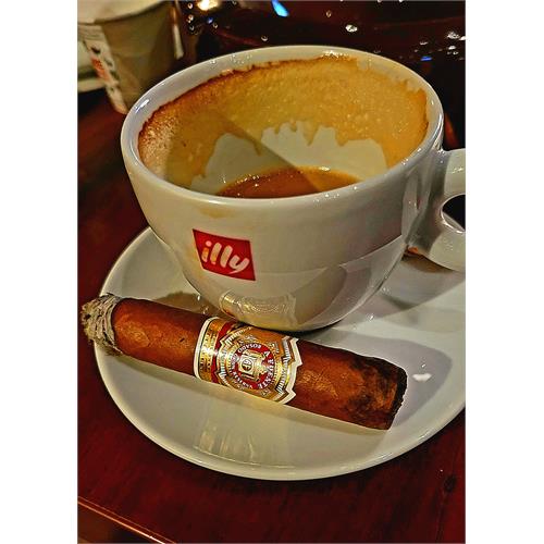 Arturo Fuente Natural Rothschild 4 1/2 * 50
