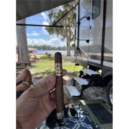 Arturo Fuente Don Carlos Presidente 6 1/2 * 50